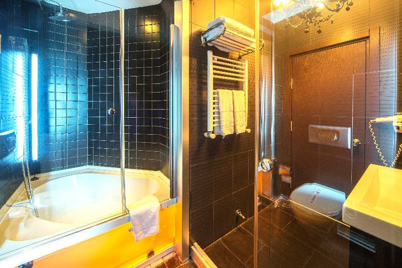 Mood Design Suites Istanbul Ngoại thất bức ảnh